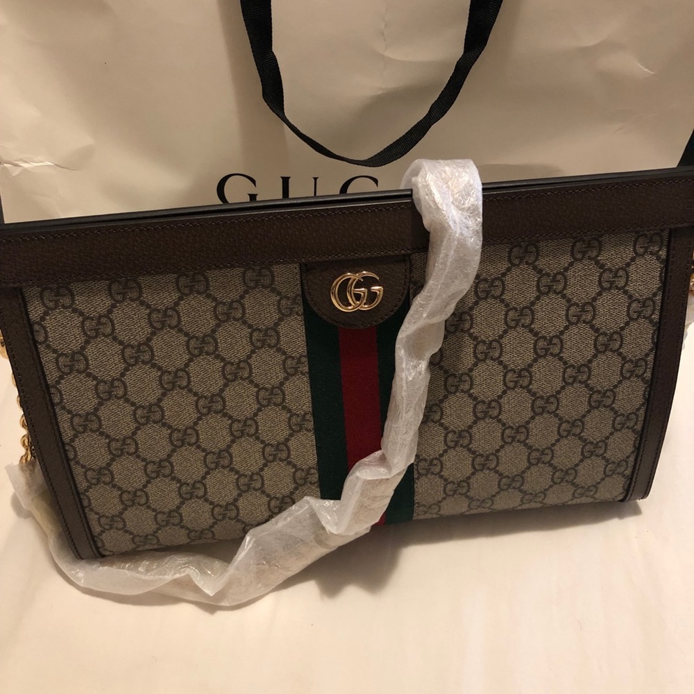 Gucci Ophidia GG medium shoulder bag